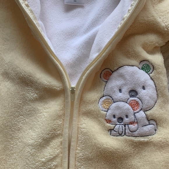 Absorba yellow zip up super warm hooded bunting suit 3-6 months unisex - Picture 2 of 4